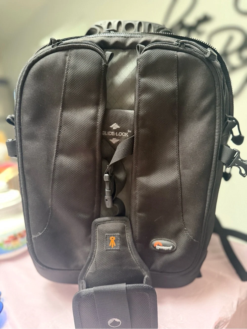Black Men's Multi-Compartment Camera Backpack Bag